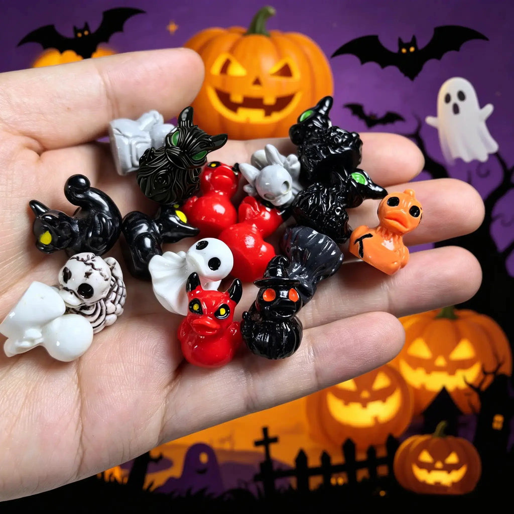 Halloween Mini Duck Figurines, Devil Ghost Skull Assorted Desktop Ornaments, Spooky Party Favors