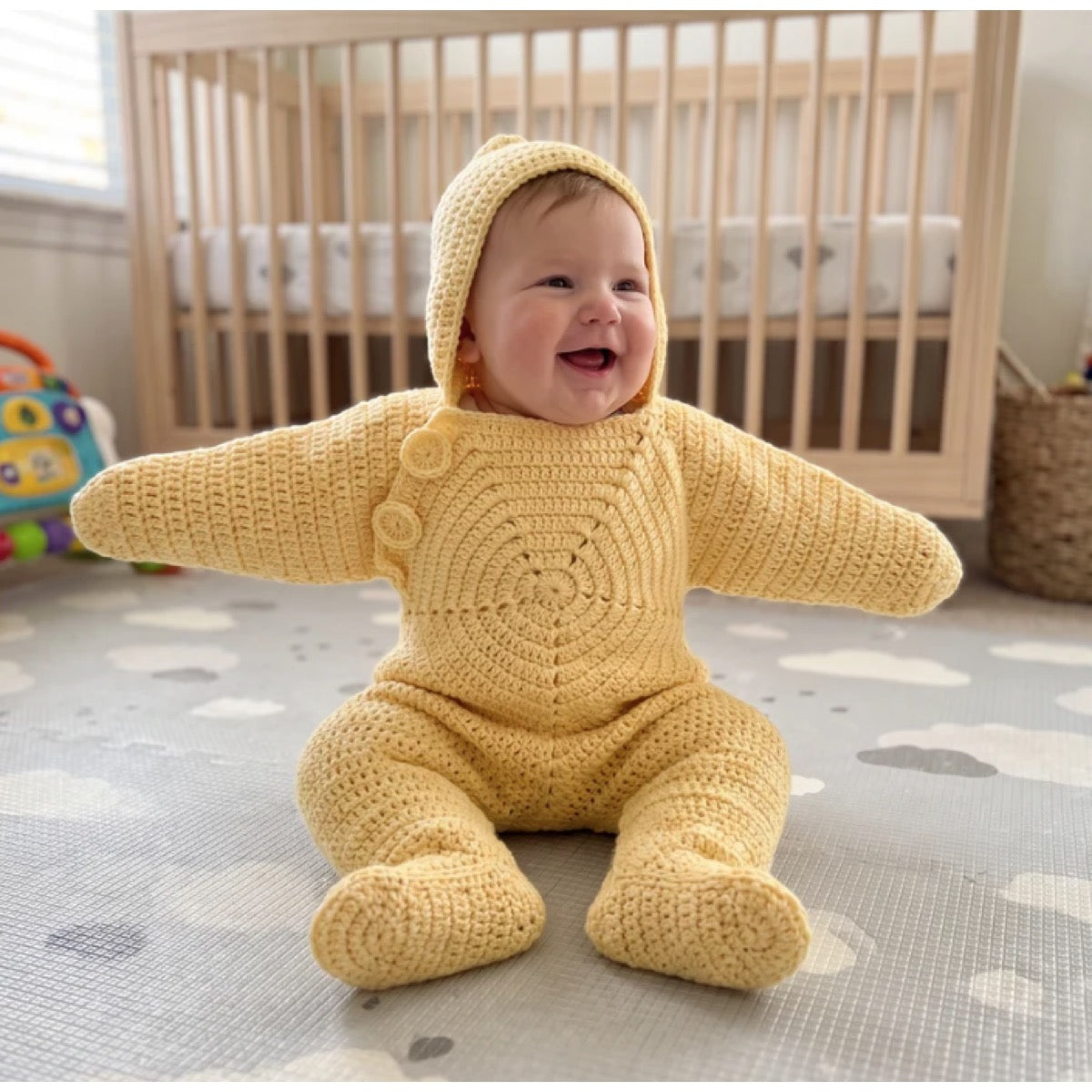 Hand-Crocheted Starfish Baby Onesie, Cozy Hooded Star Baby Dress for Photos