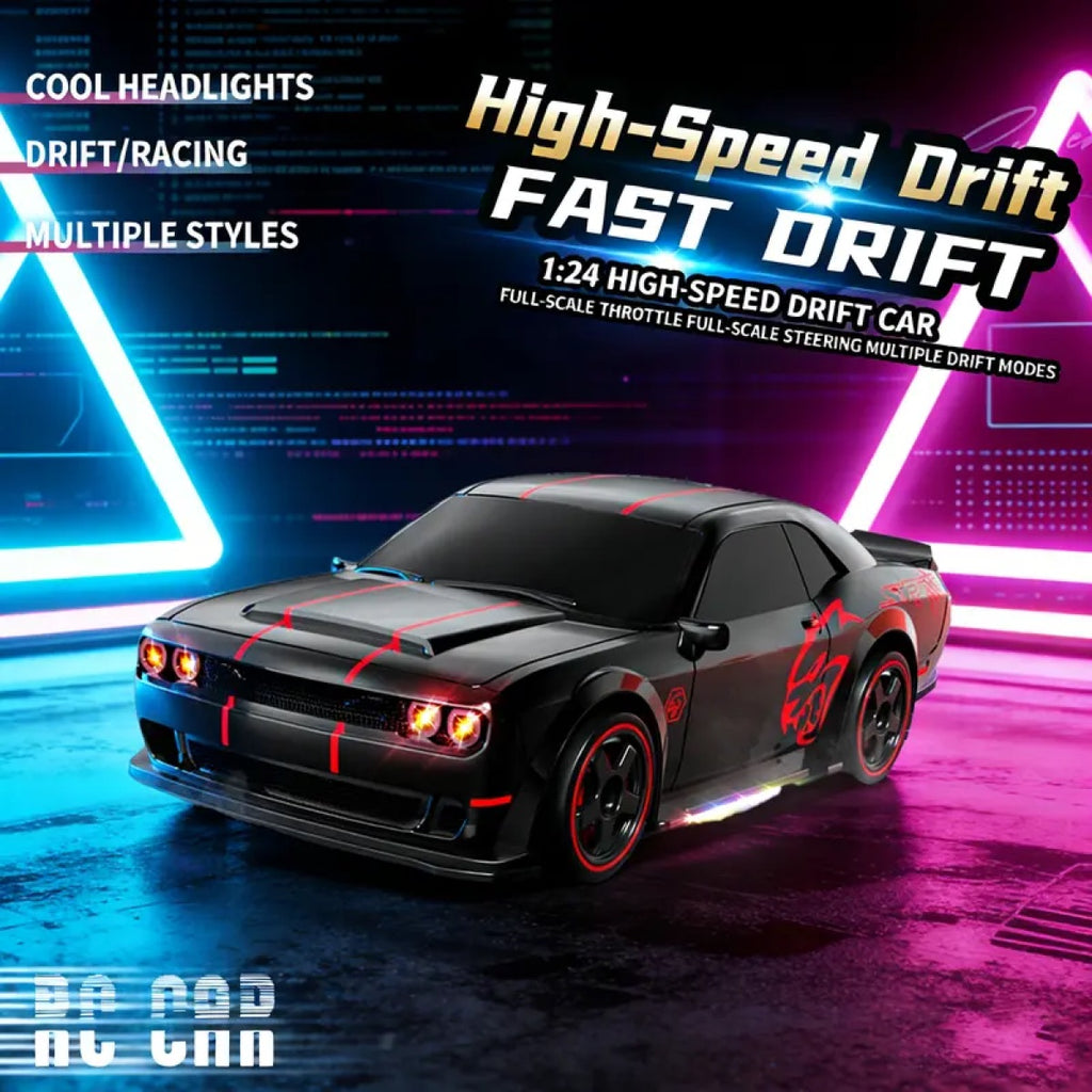 Voiture de course RC 1:24 avec acceleration proportionnelle