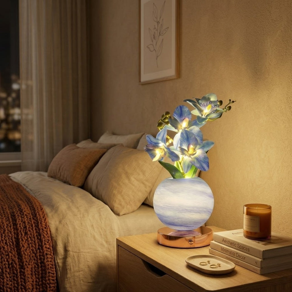 Krejova– Blooming Orchid Lamp