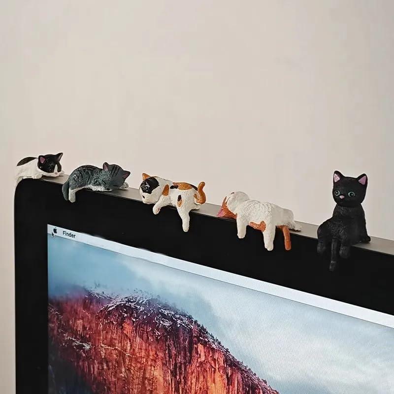 MUNBYN 2026 Mini Cat Desk Figurines Set of 5
