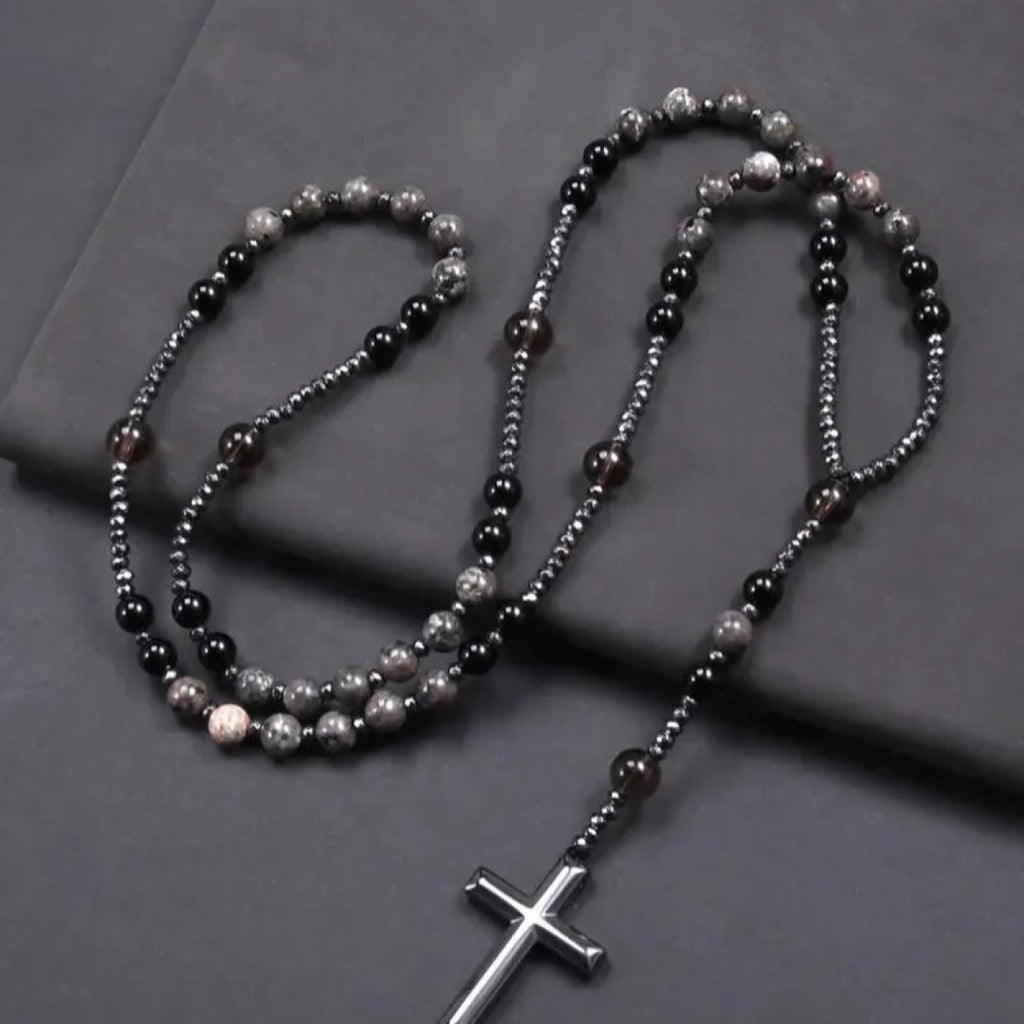 Collier croix Eclat Mystique en obsidienne et yooperlite réactive aux UV