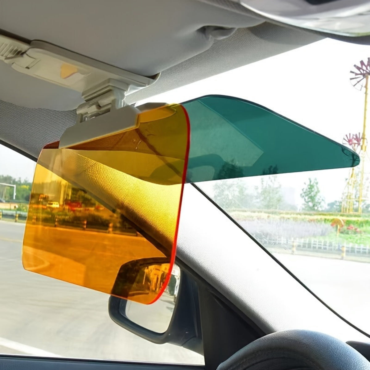 2-in-1 Car Sun Visor Extender, Day & Night Anti-Glare Shield with Gray & Yellow Lenses, UV Protection Clip-On Sun Blocker for Driving