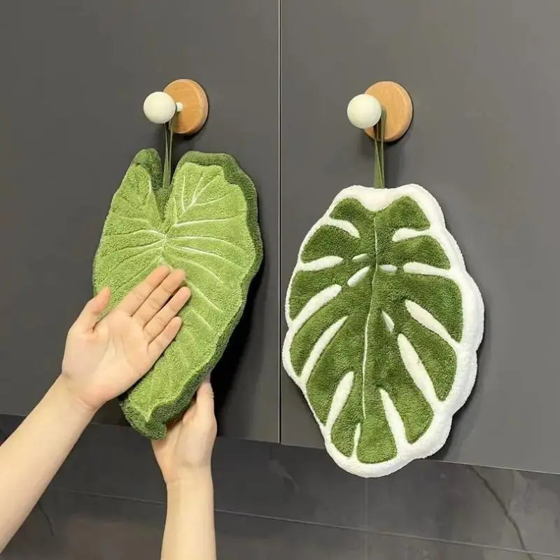 Monstera Deliciosa Hanging Hand Towels: Absorbent & Lint-Free Coral Fleece for Kitchen