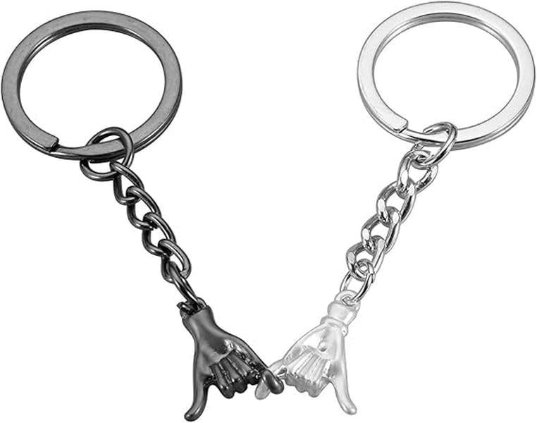 2pcs Pinky Promise Gift Matching Couple Gifts Valentines Day Gifts for Him Her Boyfriend Girlfriend Best Friend Matching Keychains for Couples Wife Husband Birthday Gifts