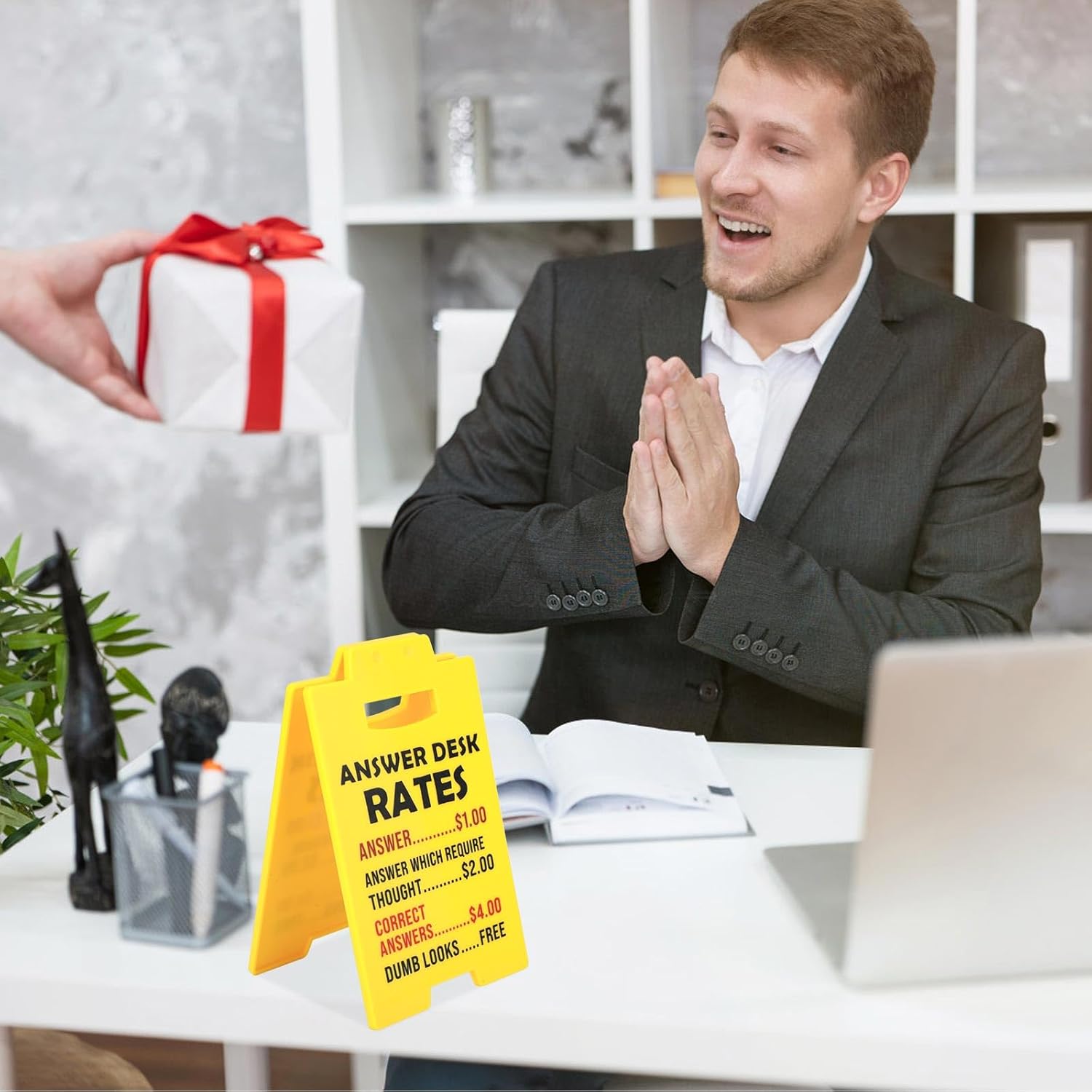 Answer Desk Rates Sign, 6.3x3.94x3.15 Inch Funny Team Office Gifts Funny Office Gag Sign for Coworker Employee Teammate Boss