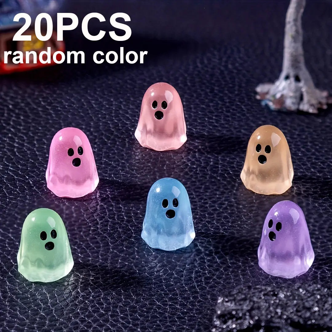 Random Glow-in-the-Dark Mini Ghost Figurines, Cute Halloween Resin Decorations for DIY Crafts & Micro Landscapes, 20/50PCS