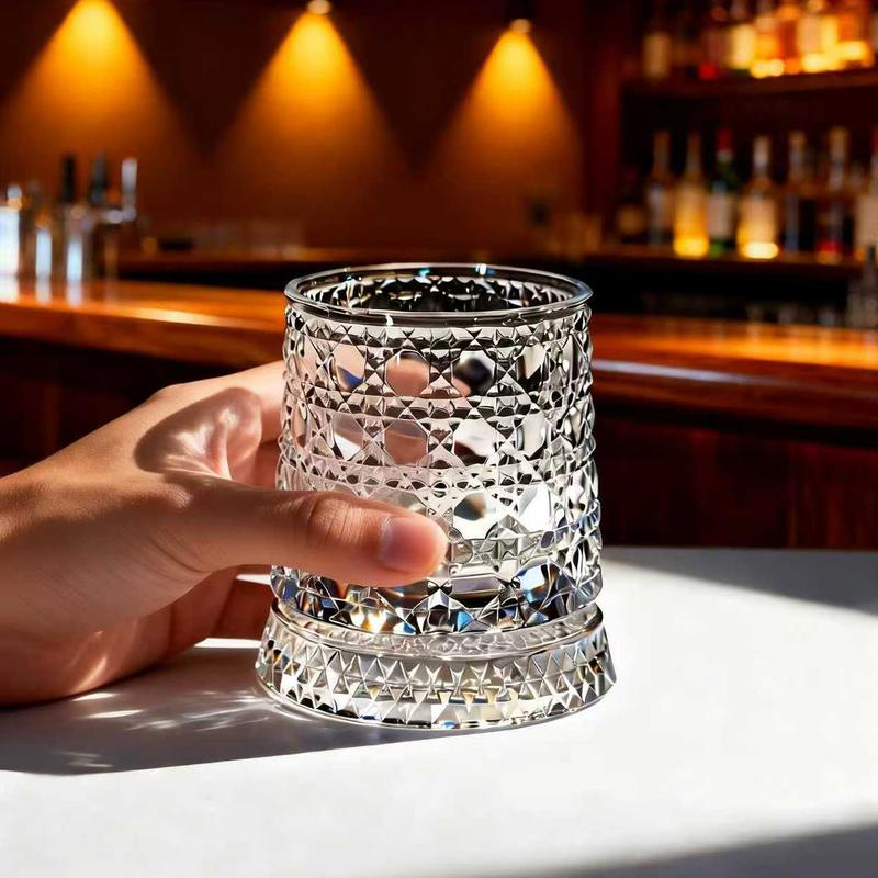Star-Cut Rotating Crystal Glass - Elegant 360° Spinning Whiskey Tumbler
