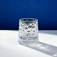 Star-Cut Rotating Crystal Glass - Elegant 360° Spinning Whiskey Tumbler