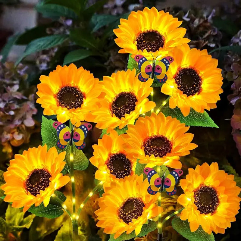 2/4/8pcs Solar LED Sunflower Garden Lights Realistic