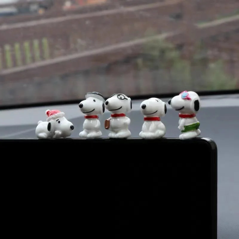 Mini Cartoon Dog Resin Figurines – 5-Piece DIY Craft Embellishment Set