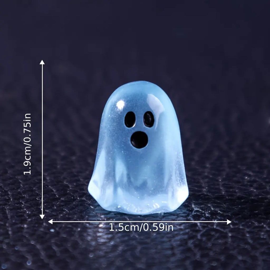 Random Glow-in-the-Dark Mini Ghost Figurines, Cute Halloween Resin Decorations for DIY Crafts & Micro Landscapes, 20/50PCS