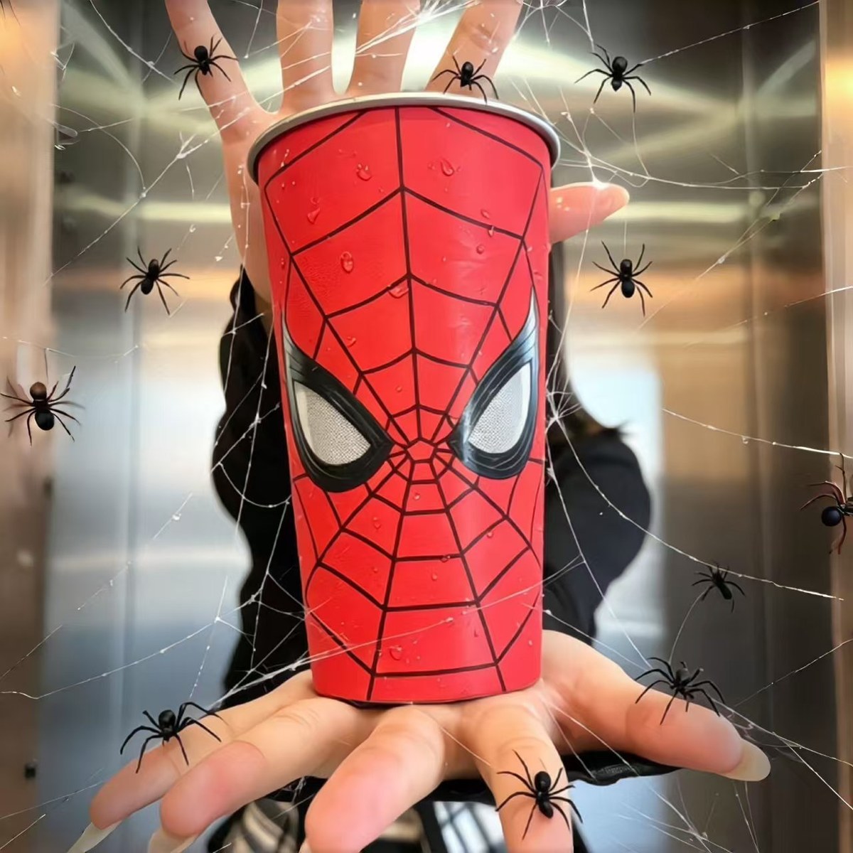 Web Hero Color Changing Tumbler with Lid & Straw, 500ml/700ml Temperature-Reactive Cup for Coffee, Soda, Water & Iced Drinks